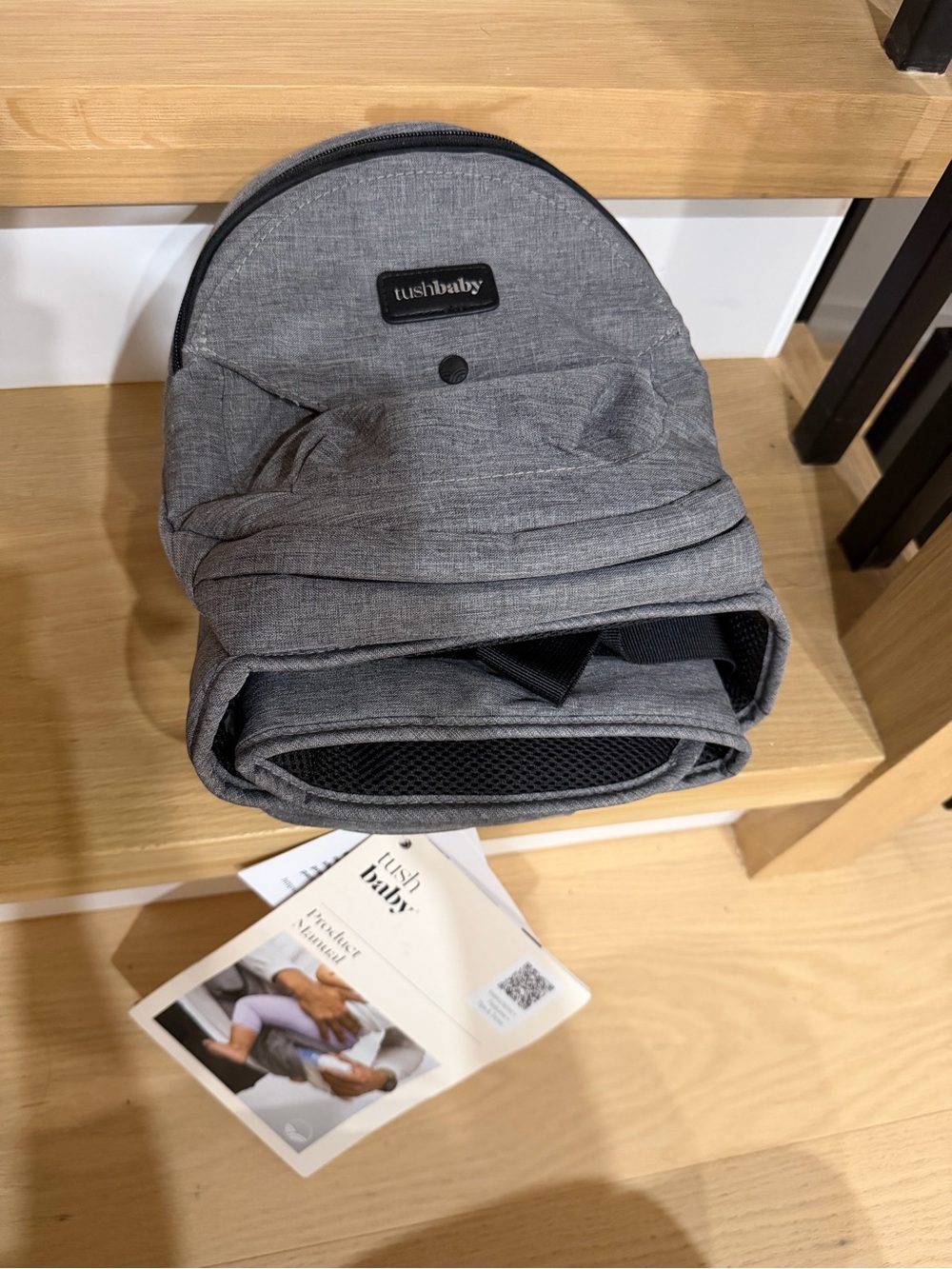 Tushbaby Grey hip seat carrier